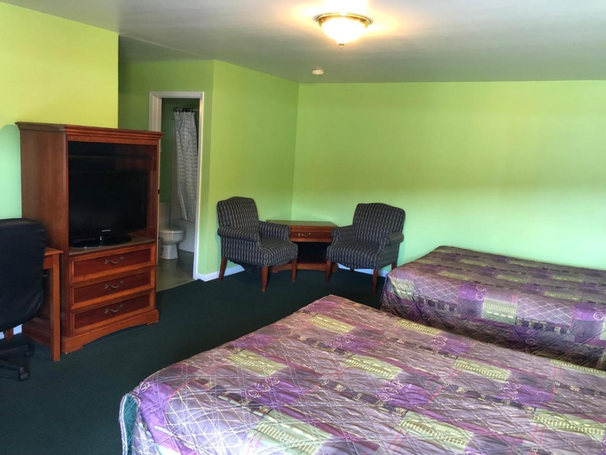 Ranch House Motel มาร์คสวิลล์ ภายนอก รูปภาพ